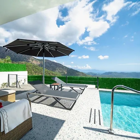 Oxy Private Pools & Seaview & Heated Indoor Pool Βίλα *